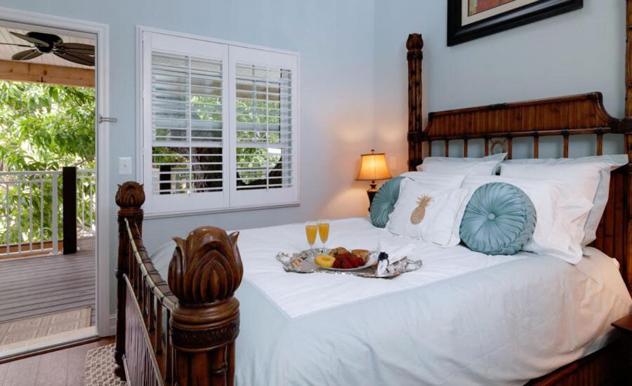 Seaglass Inn Bed And Breakfast Melbourne Beach Habitación foto